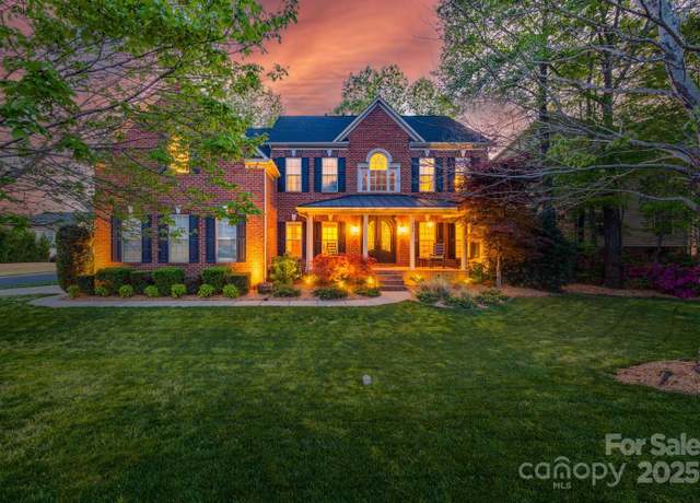 Property at 755 Becker Ave, Fort Mill, SC 29715, 4 beds, 2.5 baths