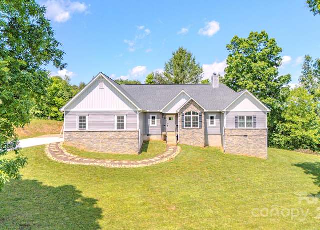 Property at 21 Willie Ln, Weaverville, NC 28787, 3 beds, 3 baths