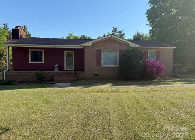Property at 12016 Brief Rd, Charlotte, NC 28227, 3 beds, 1 bath