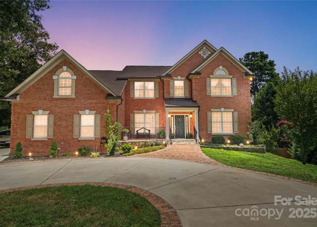 Property at 20340 Cathedral Oaks Dr, Cornelius, NC 28031, 5 beds, 5.5 baths