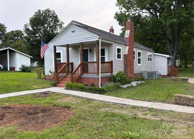 Property at 410 Gann St, Lowell, NC 28098, 3 beds, 2 baths