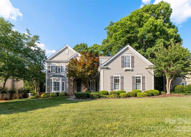 Property at 10927 Thornhill Club Dr, Charlotte, NC 28277, 4 beds, 2.5 baths