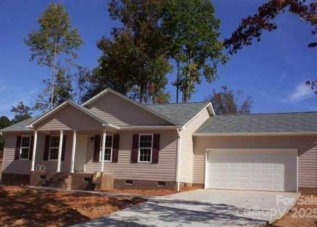 Property at 213 Winding Cedar Dr, Statesville, NC 28677, 3 beds, 2 baths