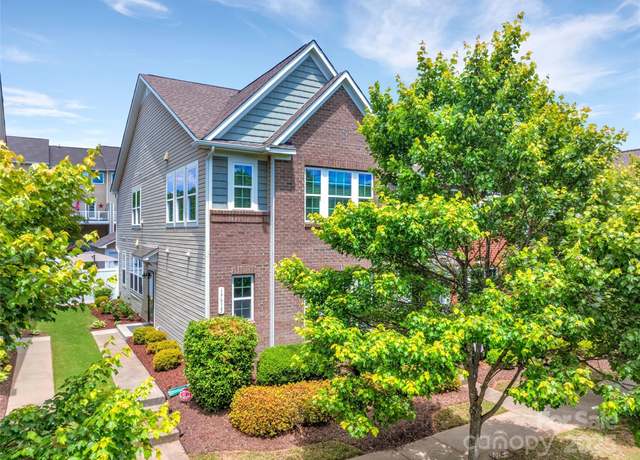 Property at 17913 Ragtop Day Ln, Cornelius, NC 28031, 3 beds, 2.5 baths
