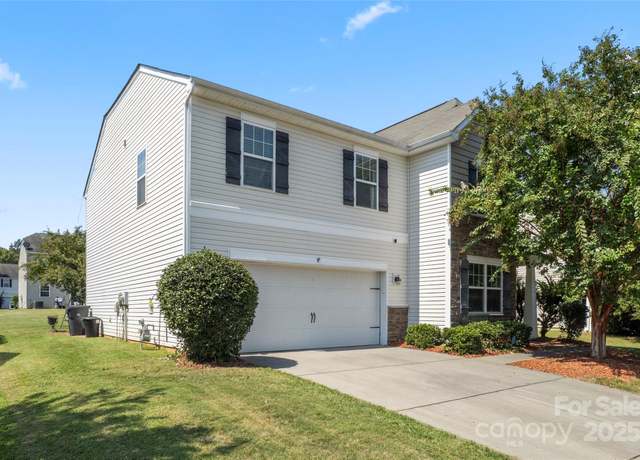 Property at 13716 Sunrise View Dr #55, Charlotte, NC 28278, 4 beds, 2.5 baths