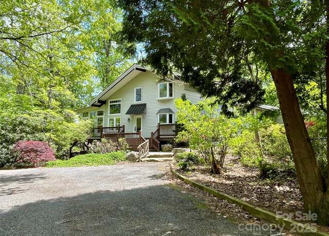 Property at 188 Echo Dr, Laurel Park, NC 28739, 3 beds, 3 baths