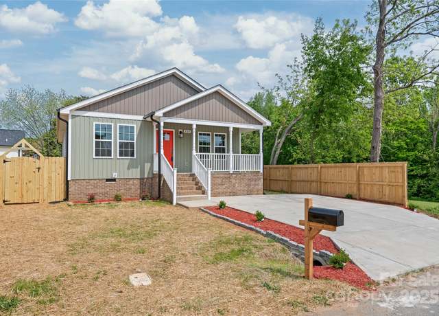 Property at 320 Evans St NW, Concord, NC 28027, 3 beds, 2 baths