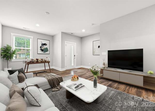 Property at 1162 E 36th St, Charlotte, NC 28205, 2 beds, 3.5 baths