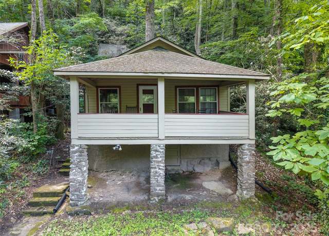 Property at 328 Texas Rd, Montreat, NC 28757, 2 beds, 1 bath