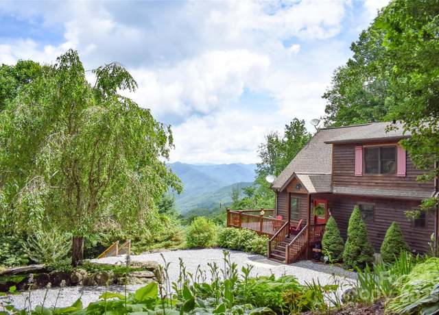 Property at 44 Black Bear Ln, Whittier, NC 28789, 3 beds, 2.5 baths