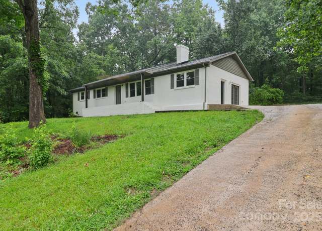 Property at 848 Ike Lynch Rd, Dallas, NC 28034, 3 beds, 2 baths
