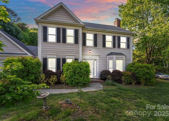 Property at 9100 Cameron Wood Dr, Charlotte, NC 28210, 3 beds, 2.5 baths