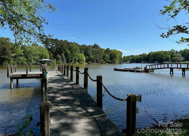 Property at 6718 Emerald Isle Dr, Sherrills Ford, NC 28673