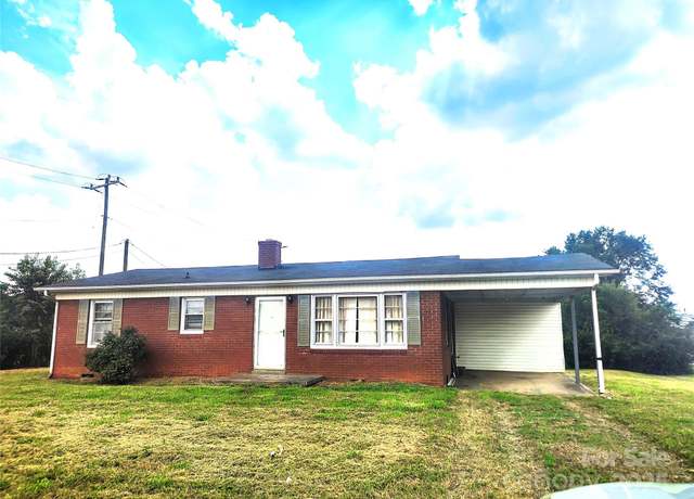 Property at 637 Plato Lee Rd, Shelby, NC 28150, 2 beds, 1 bath