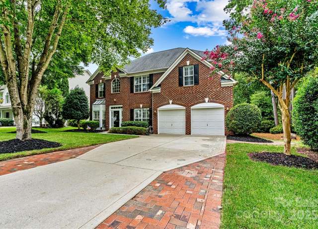 Property at 13512 Northbourne Rd, Huntersville, NC 28078, 4 beds, 2.5 baths