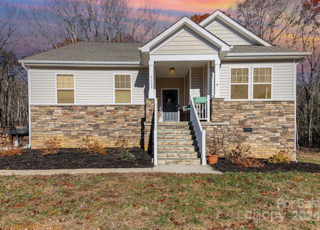 Property at 5120 Kings Pinnacle Dr, Kings Mountain, NC 28086, 4 beds, 3 baths