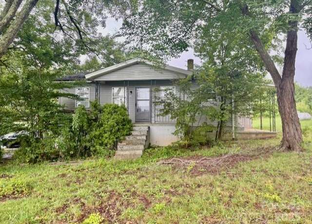Property at 2136 Charwood St, Connelly Springs, NC 28612, 2 beds, 1 bath