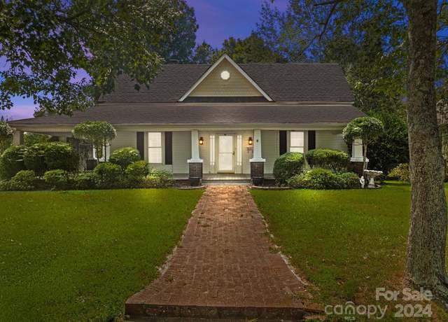 Property at 405 7th St, Spencer, NC 28159, 3 beds, 2 baths