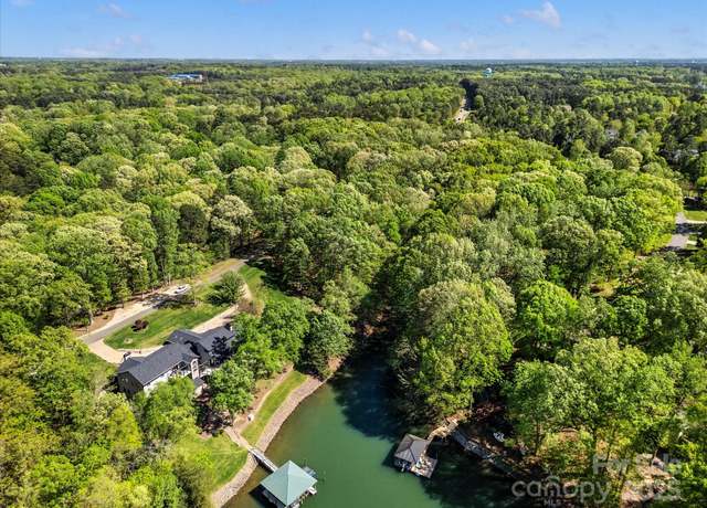 Property at 135 Barksdale Ln, Mooresville, NC 28117