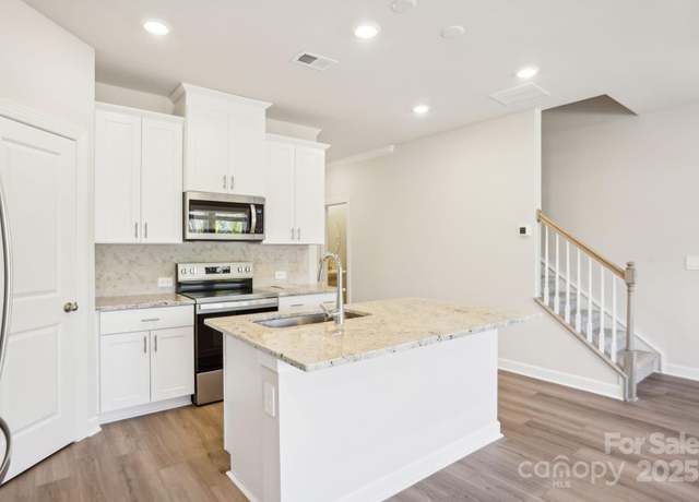 Property at 1423 Old Rivers Rd, Concord, NC 28027, 3 beds, 2.5 baths
