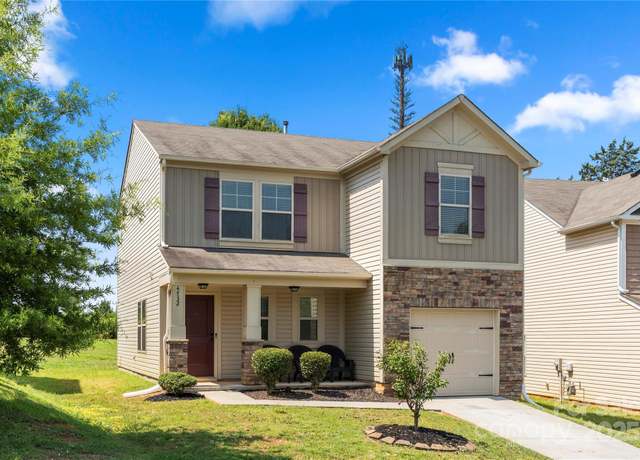 Property at 4732 Gibbons Link Rd, Charlotte, NC 28269, 3 beds, 2.5 baths