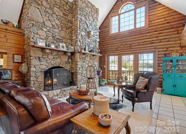 Property at 5981 Johnson Rd, Lake Wylie, SC 29710, 4 beds, 4 baths