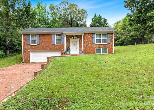Property at 3890 Whitehaven Rd, Winston Salem, NC 27106, 3 beds, 2 baths
