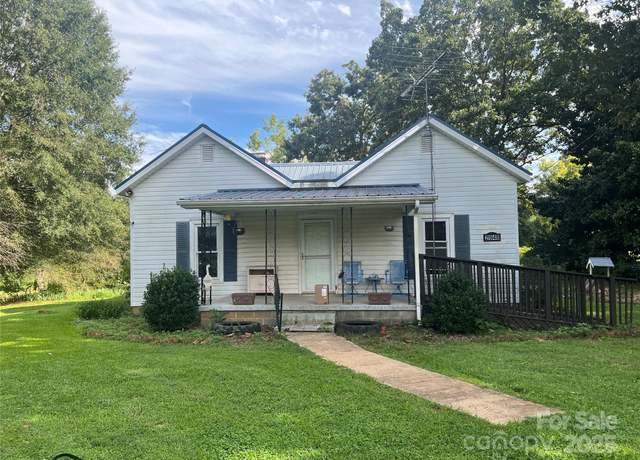 Property at 2940 Ambrose Dr, Gastonia, NC 28056, 3 beds, 1 bath