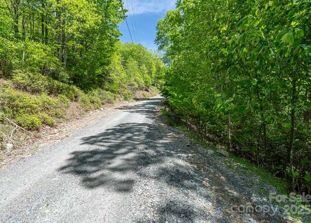 Property at 301 Jackpine Rd, Beech Mountain, NC 28604