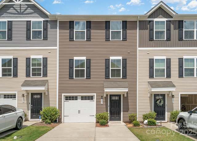 Property at 706 Dillon Way, Fort Mill, SC 29715, 3 beds, 2.5 baths