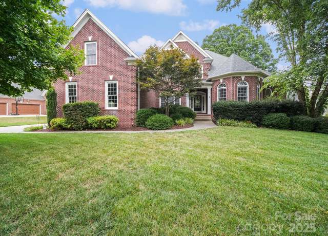 Property at 7408 Golf Course Dr S, Denver, NC 28037, 6 beds, 5 baths