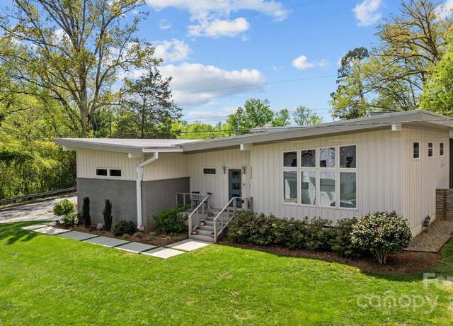 Property at 3036 Palm Ave, Charlotte, NC 28205, 3 beds, 2 baths