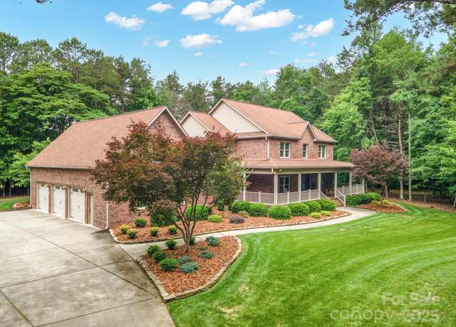 Property at 270 North St, Salisbury, NC 28147, 4 beds, 3.5 baths