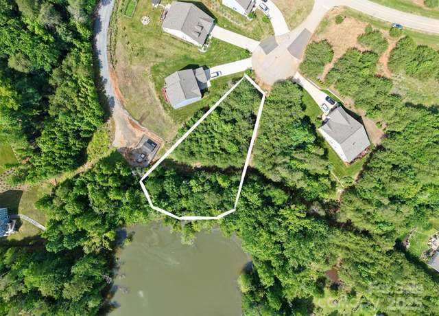 Property at 18524 Mainsail Ct, Lancaster, SC 29720
