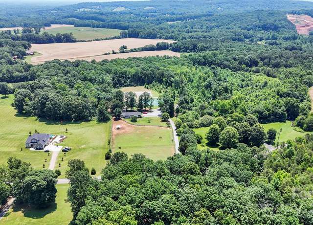 Property at 2932 Rant Drum Rd, Maiden, NC 28650, 3 beds, 2 baths