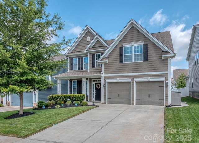 Property at 124 W Americana Dr, Mooresville, NC 28115, 5 beds, 4 baths