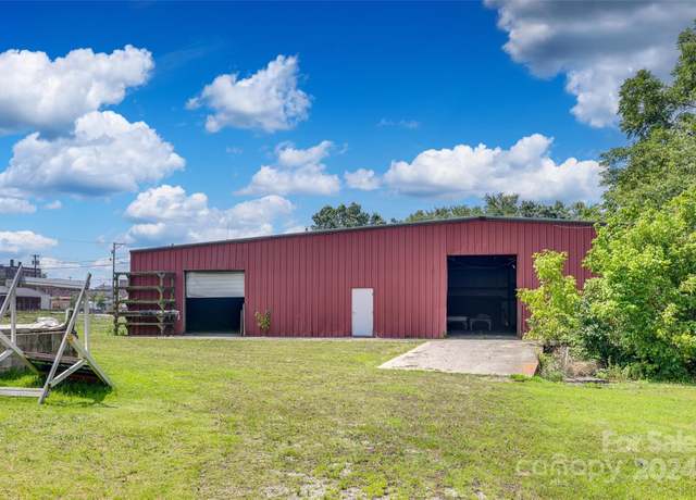 Property at 421 N Pinckney St, Union, SC 29379