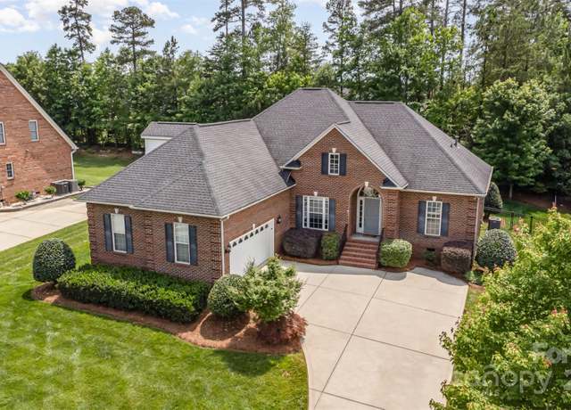 Property at 4409 Winder Trl, Gastonia, NC 28056, 4 beds, 3.5 baths