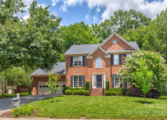 Property at 5610 Monticello Dr NW, Concord, NC 28027, 4 beds, 2.5 baths