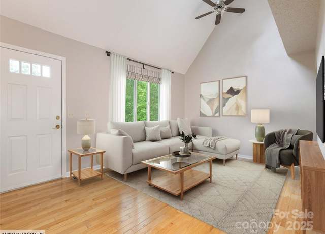 Property at 55 Willow Bnd, Hendersonville, NC 28792, 2 beds, 2 baths