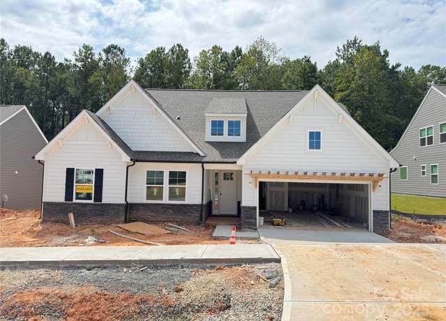 Property at 3010 Cedar Falls Dr, Waxhaw, NC 28173, 4 beds, 3.5 baths