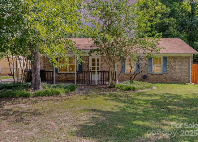 Property at 7902 Teakwood Rd, Indian Trail, NC 28079, 3 beds, 1 bath
