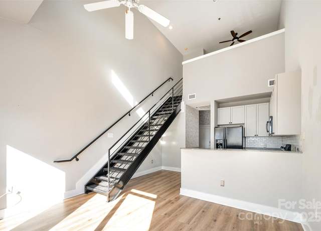 Property at 115 E Park Ave #419, Charlotte, NC 28203, 1 bed, 1 bath
