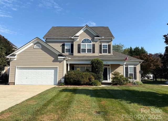 Property at 115 Lamplighter Ln, Mooresville, NC 28115, 4 beds, 2.5 baths