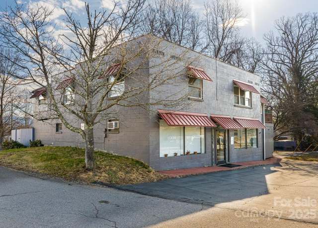 Property at 115 Elk Mountain Rd Lot 1, Asheville, NC 28804, 2 beds, 2.5 baths