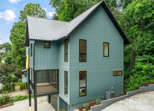 Property at 45 Waynesville Ave, Asheville, NC 28806, 3 beds, 2.5 baths