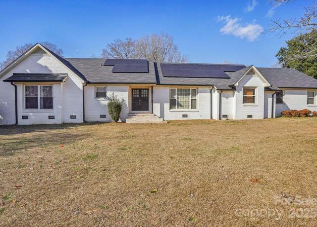 Property at 2297 Blossom Dr, Rock Hill, SC 29730, 3 beds, 2 baths