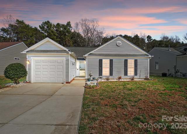 Property at 7918 Travers Run Dr, Charlotte, NC 28215, 3 beds, 2 baths