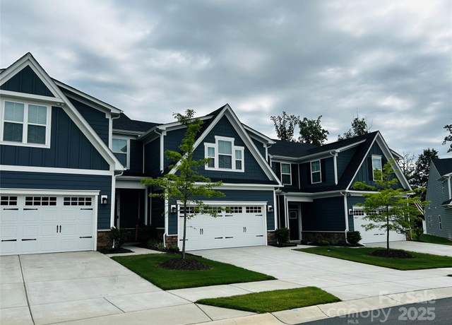 Property at 934 Prince Garrett Way, Denver, NC 28037, 3 beds, 2.5 baths