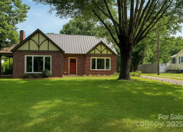 Property at 634 Rutherford Rd S, Marion, NC 28752, 4 beds, 2.5 baths
